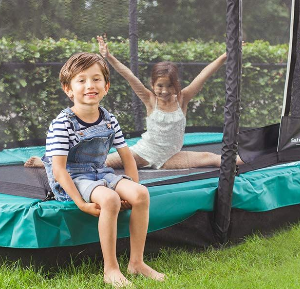 Trampolin springen Fun hüpfen InGround Flatground Sprungtuch Bodentrampolin Sicherheitsnetz ovales Tramolin rechteckiges Tramolin rundes Trampolin